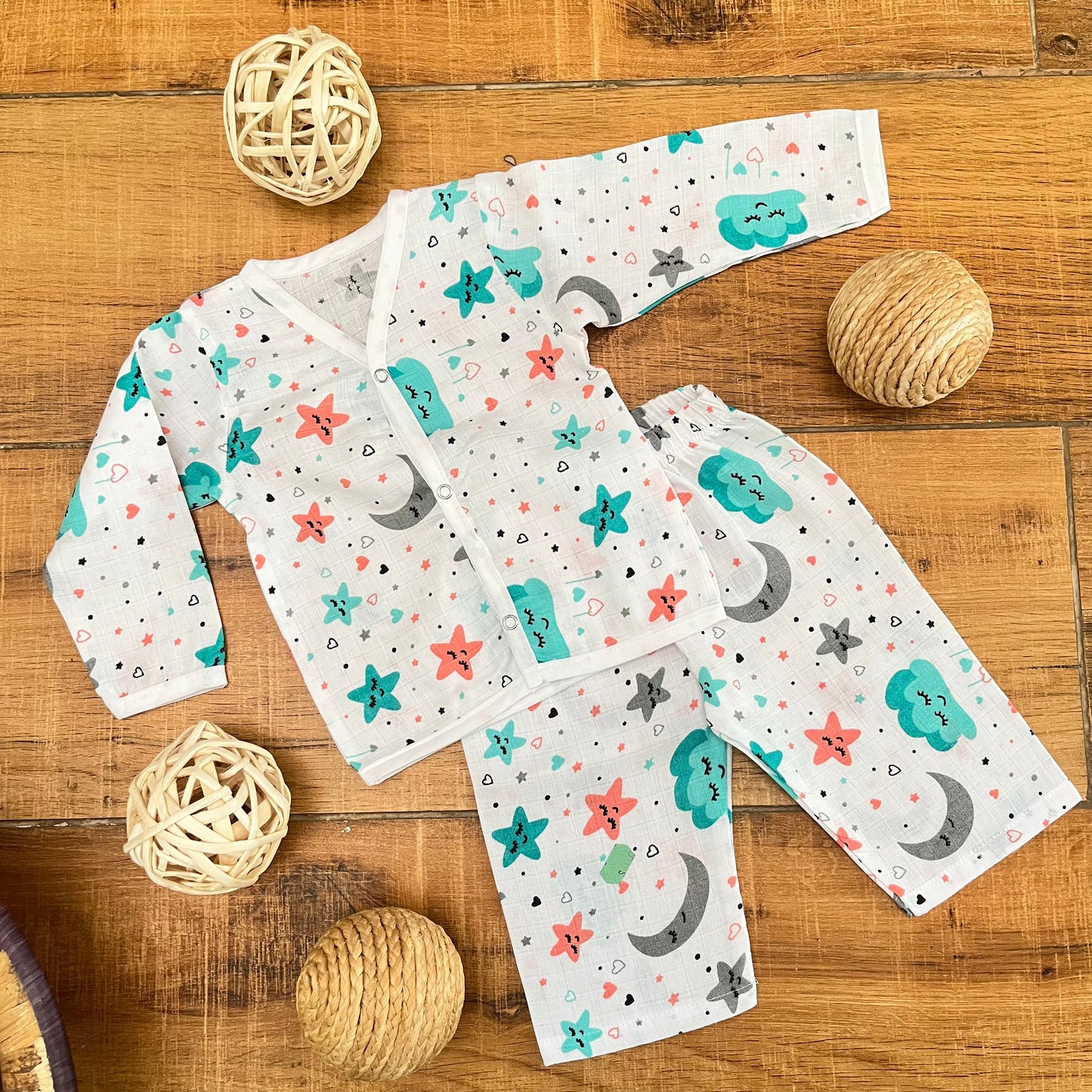 Soft Muslin Full Sleeve Jhabla with Pant (0-3M)